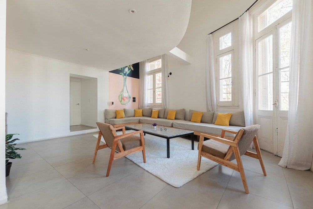 MOT + Villa Thames - Lux House Palermo Soho