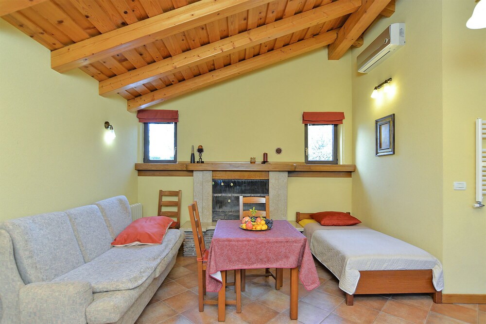 Apartments Pam 379