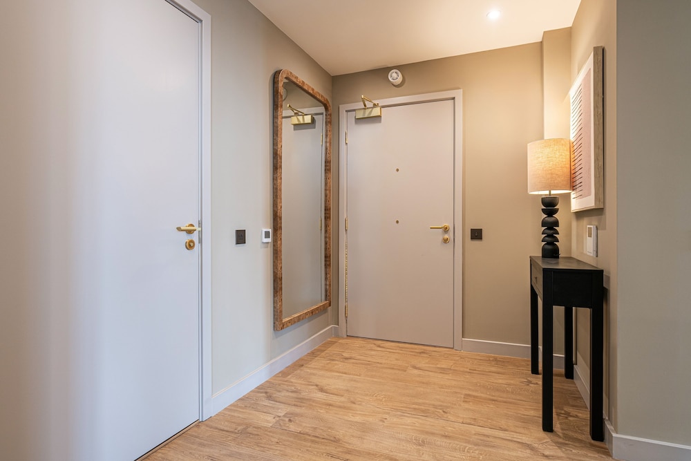 The Eades ADC Atelier 2 Bed