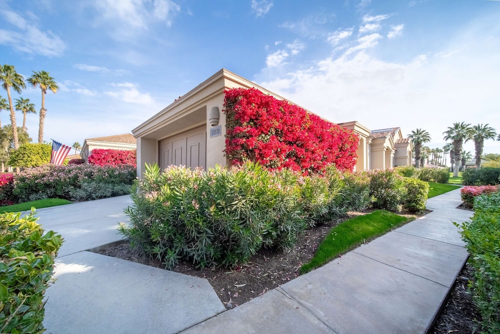Luxury PGA West 3BR 2BA Condo