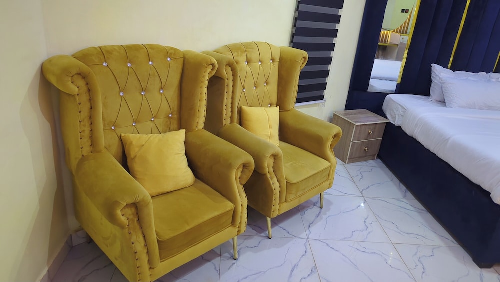 517VIP Suites and Apartments Awka