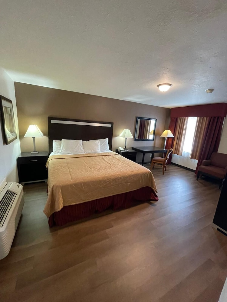 Budget Inn