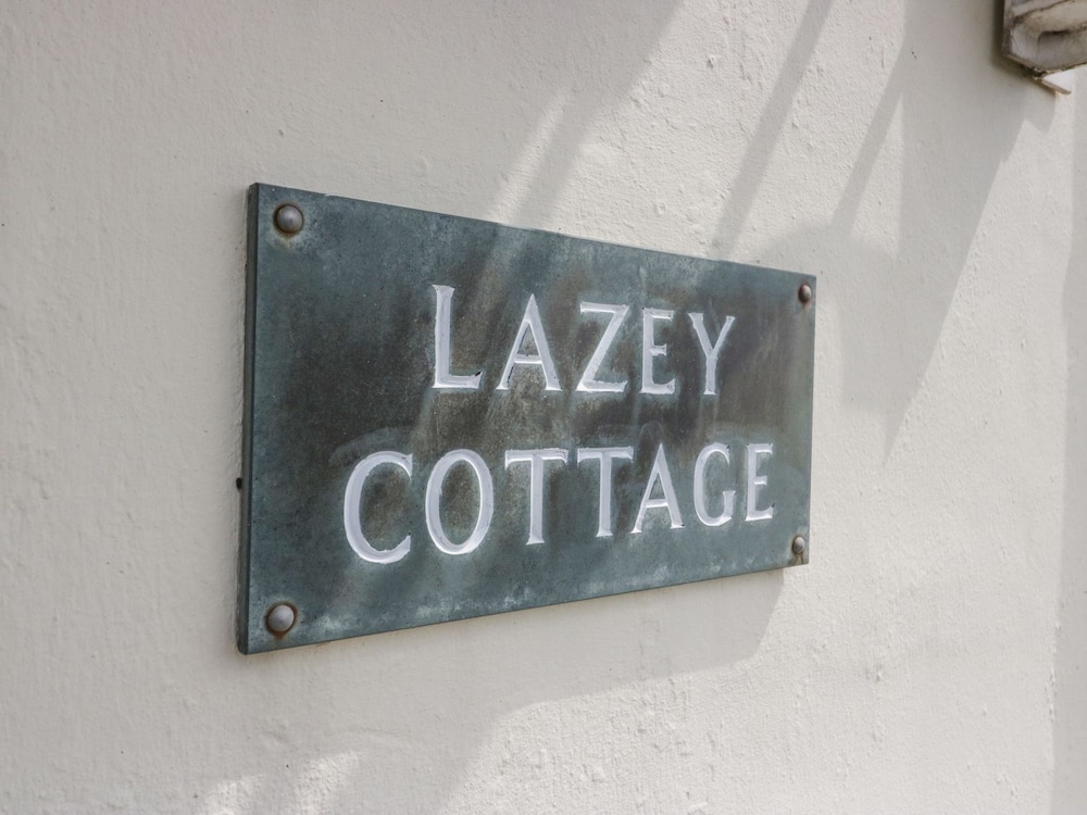 Lazey Cottage