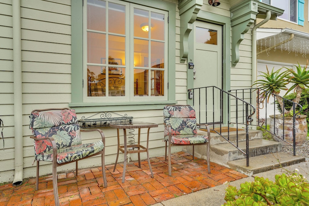 Inviting 1BR Patio Full Kitchen