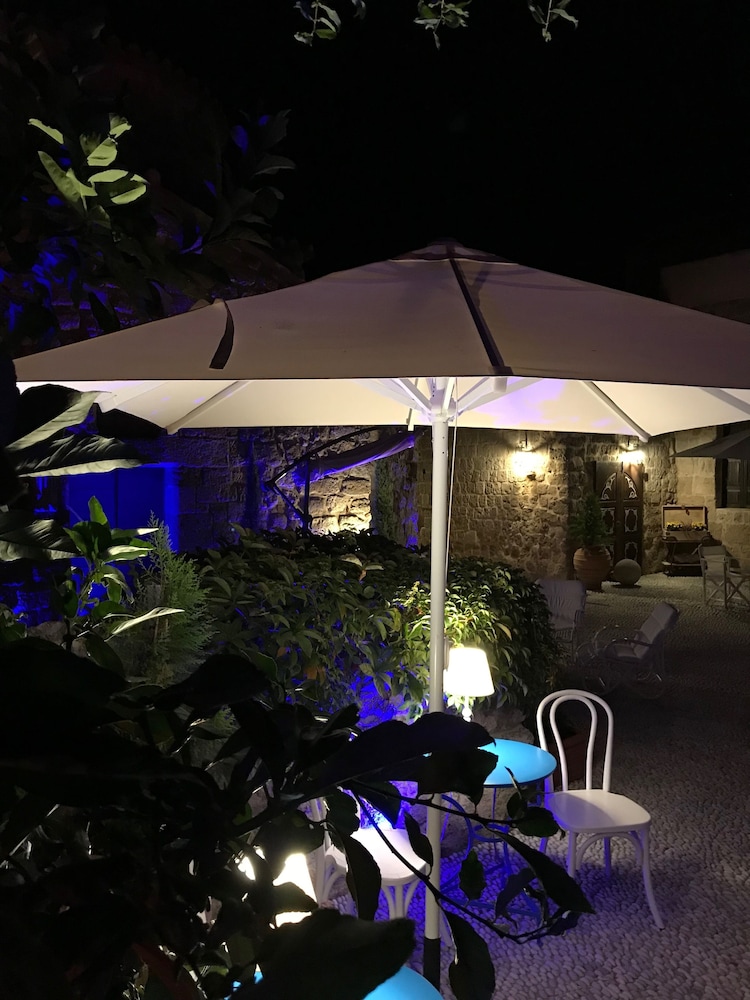 Saint Artemios Hotel and Oriental Suites