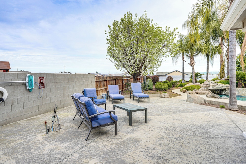 Outdoor Oasis & More: Group Getaway in Porterville