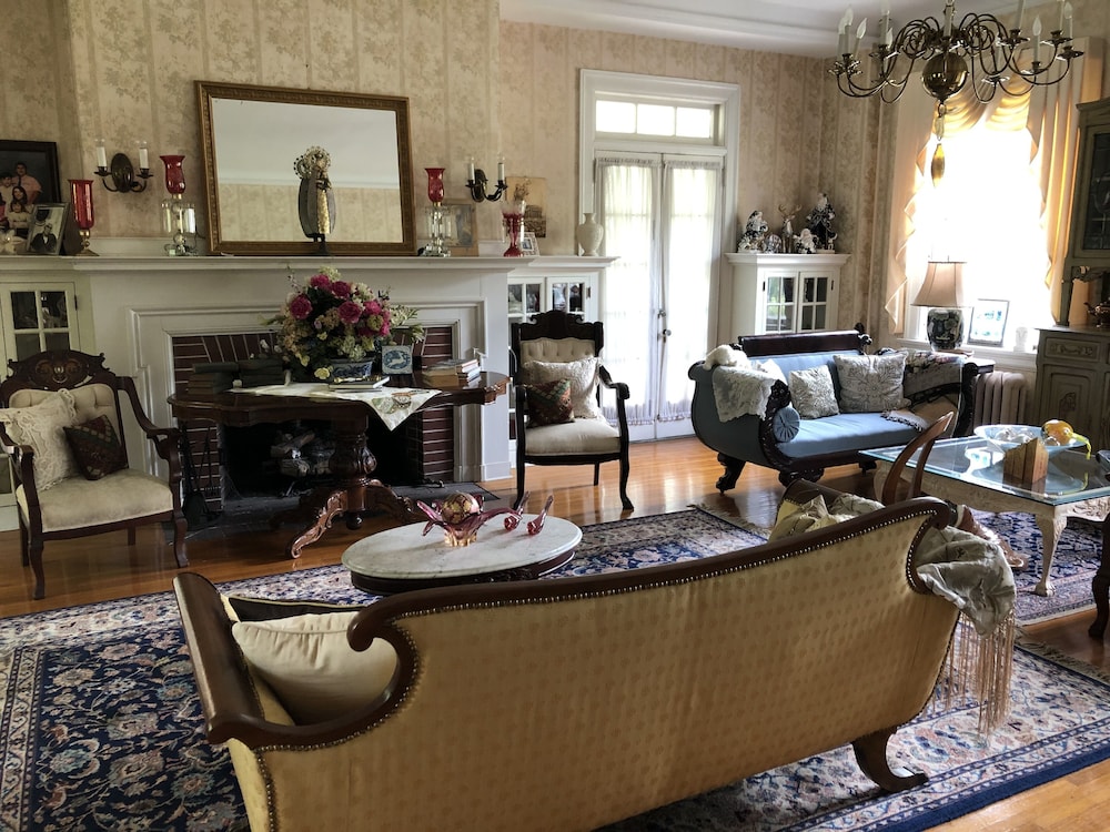 Angie's B&B