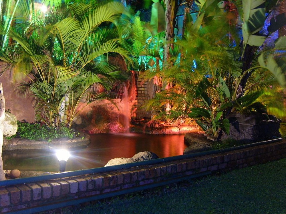 Emoyeni Lodge