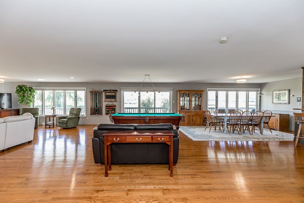 Mountain Ash Farm Country Manor