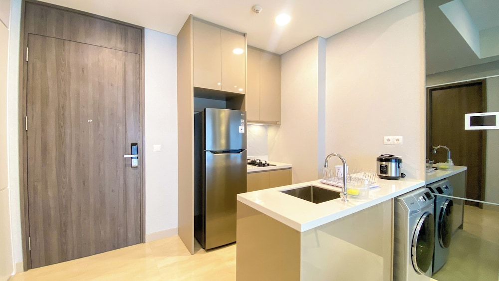 Good And Homey 1Br Apartment At Arumaya Residence
