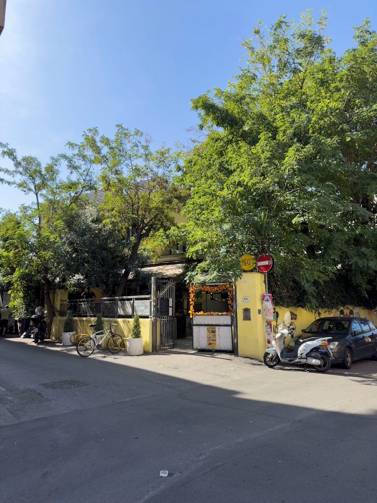 Lovely Apartment In Hip And Vibrant Pigneto
