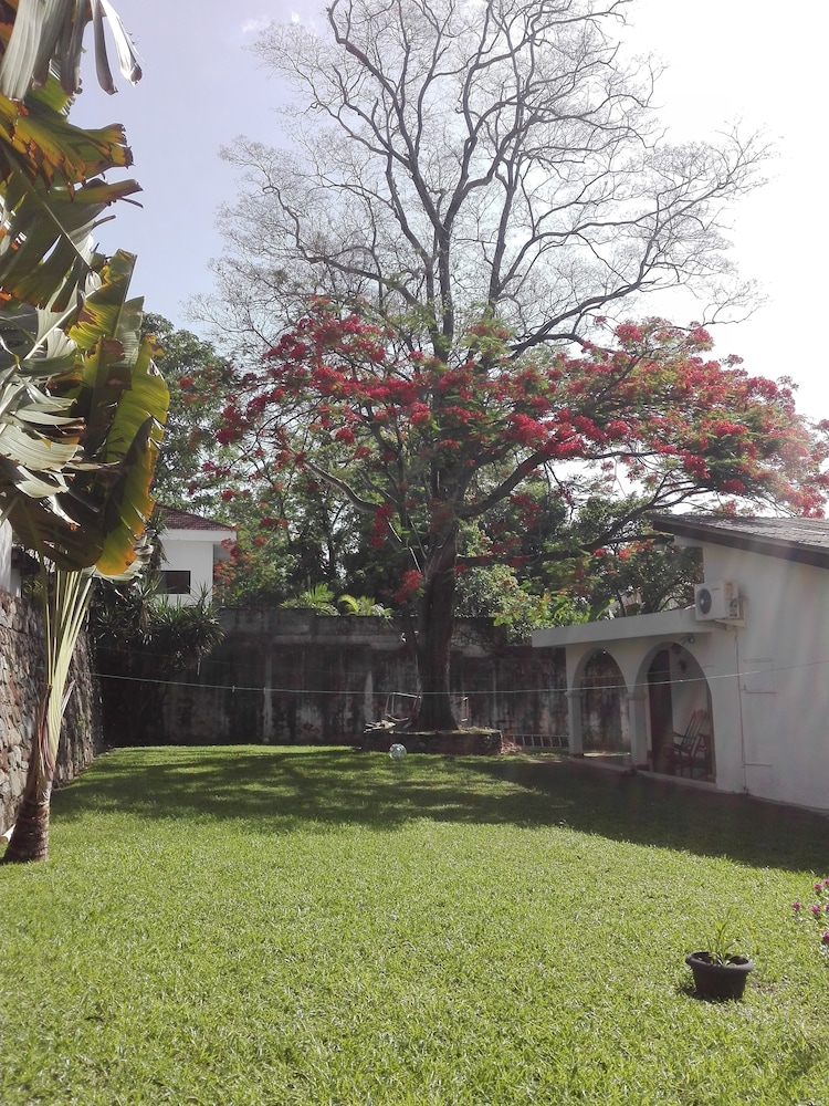 Casa Colonial Bed And Breakfast