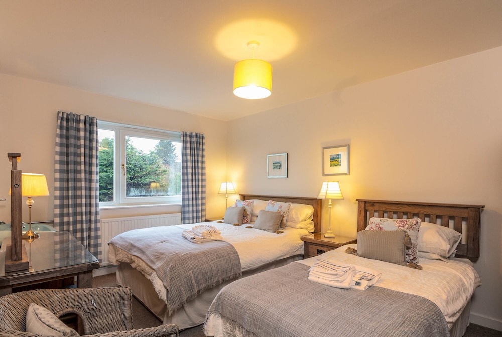 Beachview Holiday Flat 2 view 3