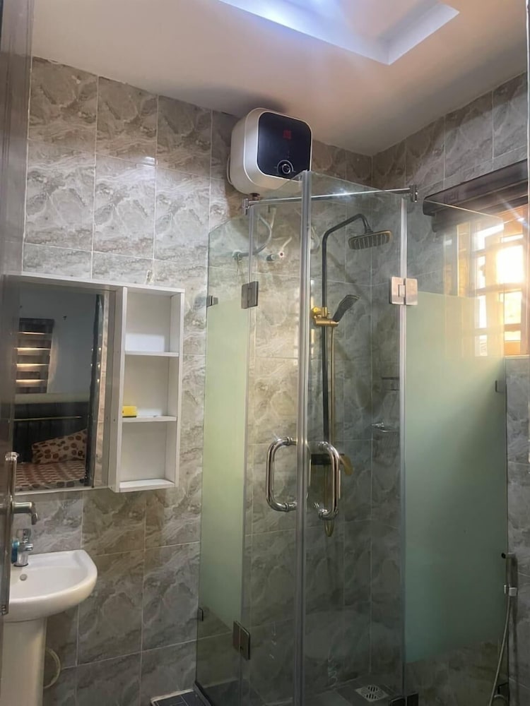 Muniz Global Apartments