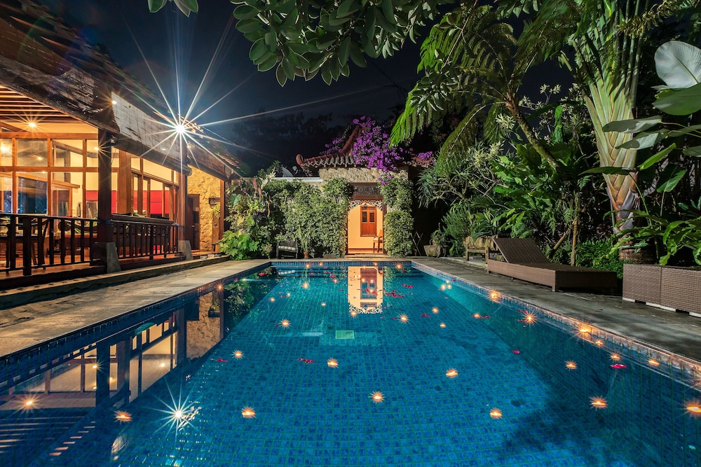 Villa Mulyono