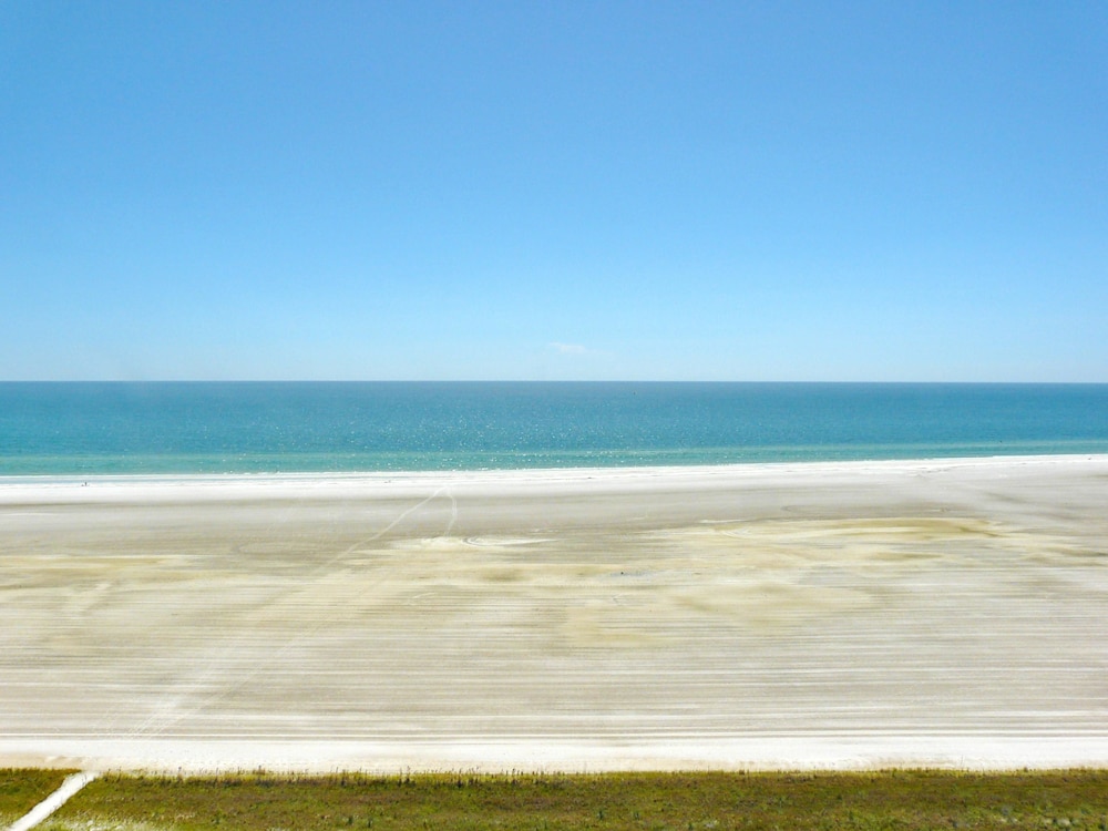 Tradewinds 1201 view 2
