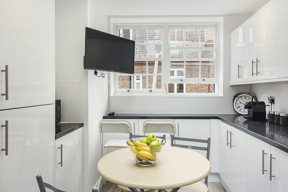Toynbee Street Ro 4 · Charming Room In Tower Hamlets