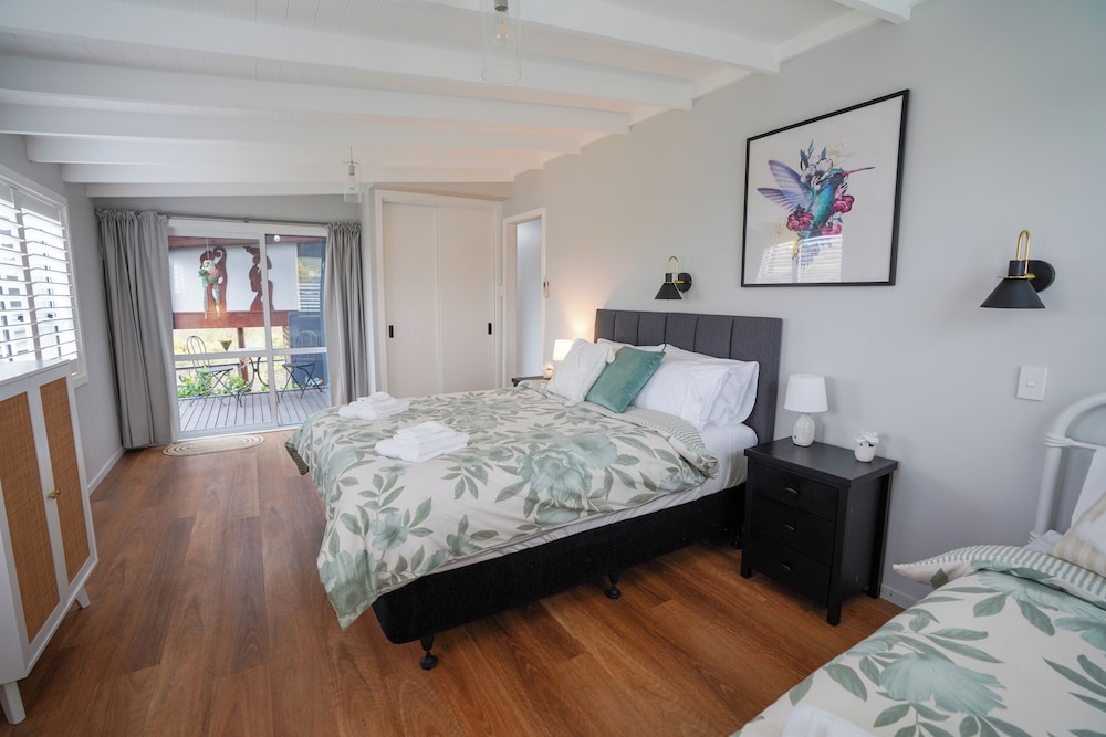 Kiwi Retreat By Aotearoa Escapes