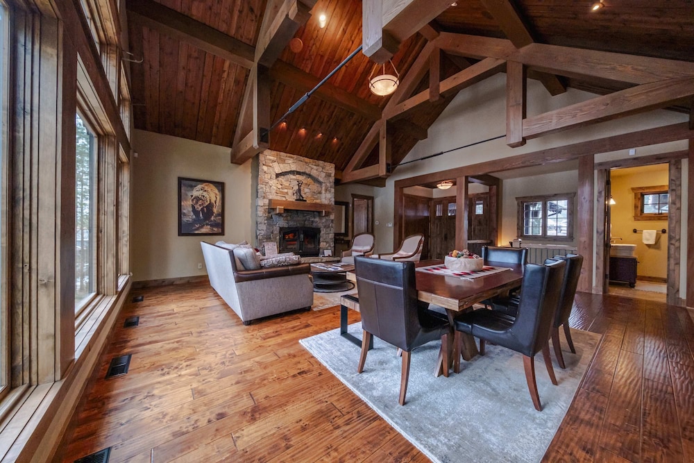 Wilderness Club Chalet