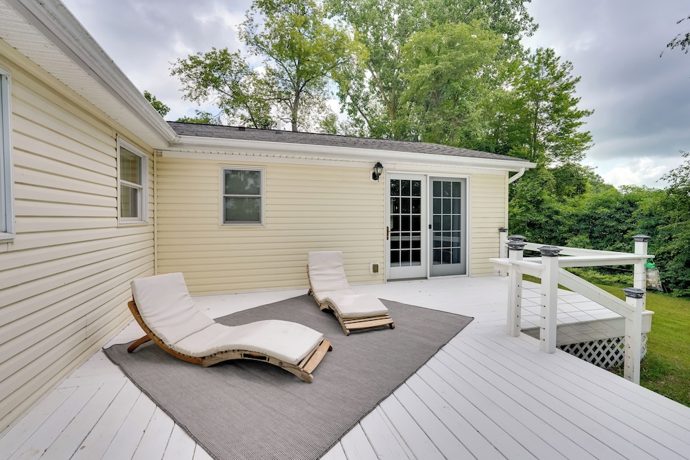 Lakefront Getaway w/ Dock & Yard in Reading!