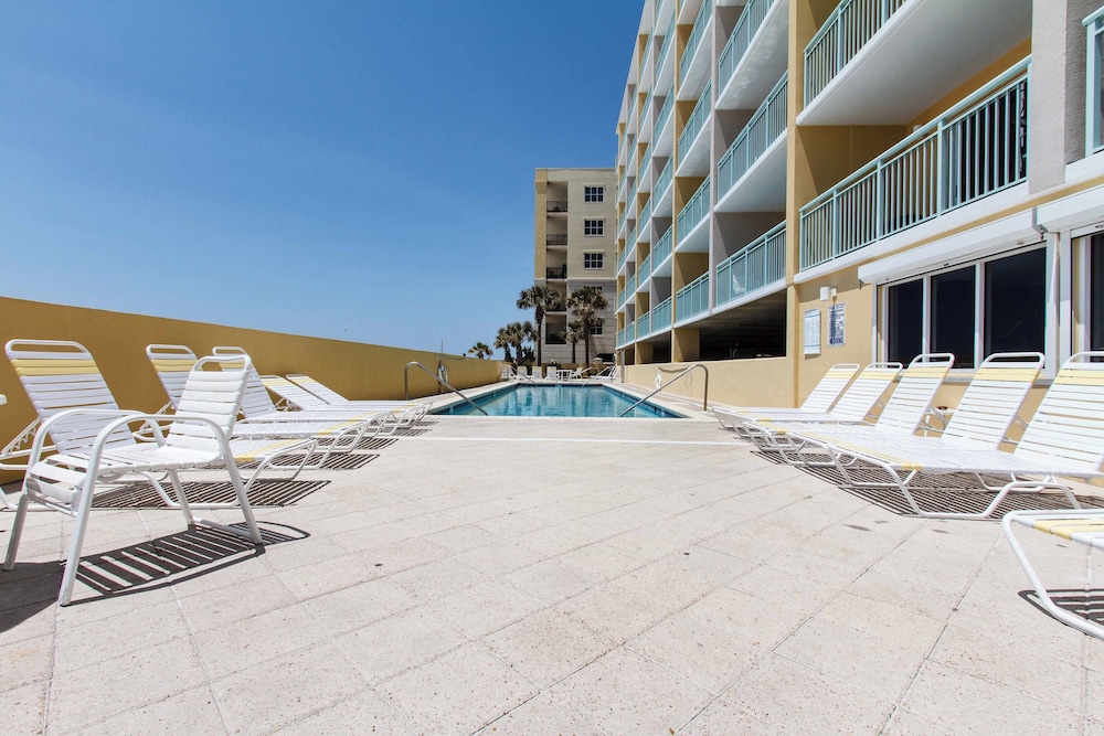 Pelican Isle 407 by Brooks and Shorey Resorts