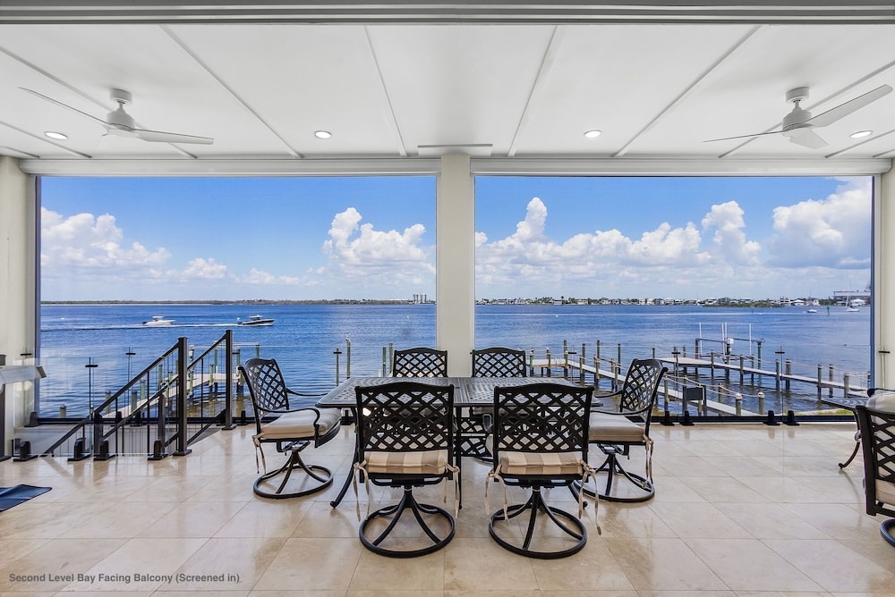319 Bay & Beach Blessings: Pool Home W/ Water Views! 4 Bedroom Home
