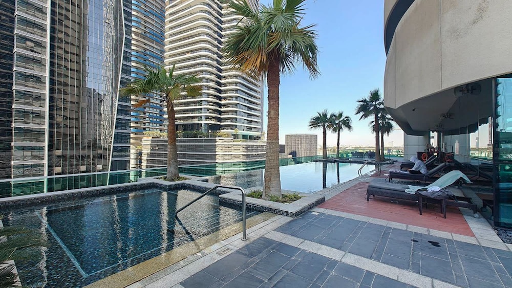 Spacious and Modern 3 Bedroom Perfect for Family