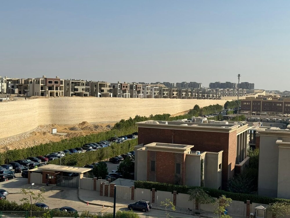 Penthouse with roof-amberville-NEWGIZA