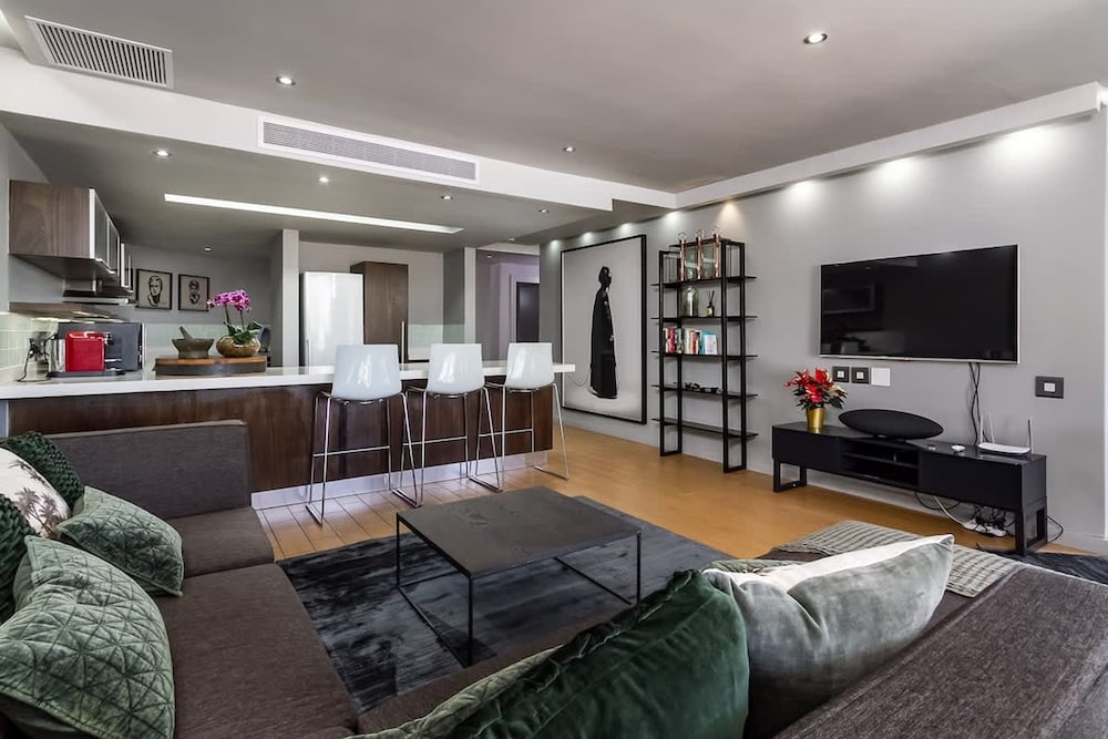 Art Apartment 1304 in Cape Town