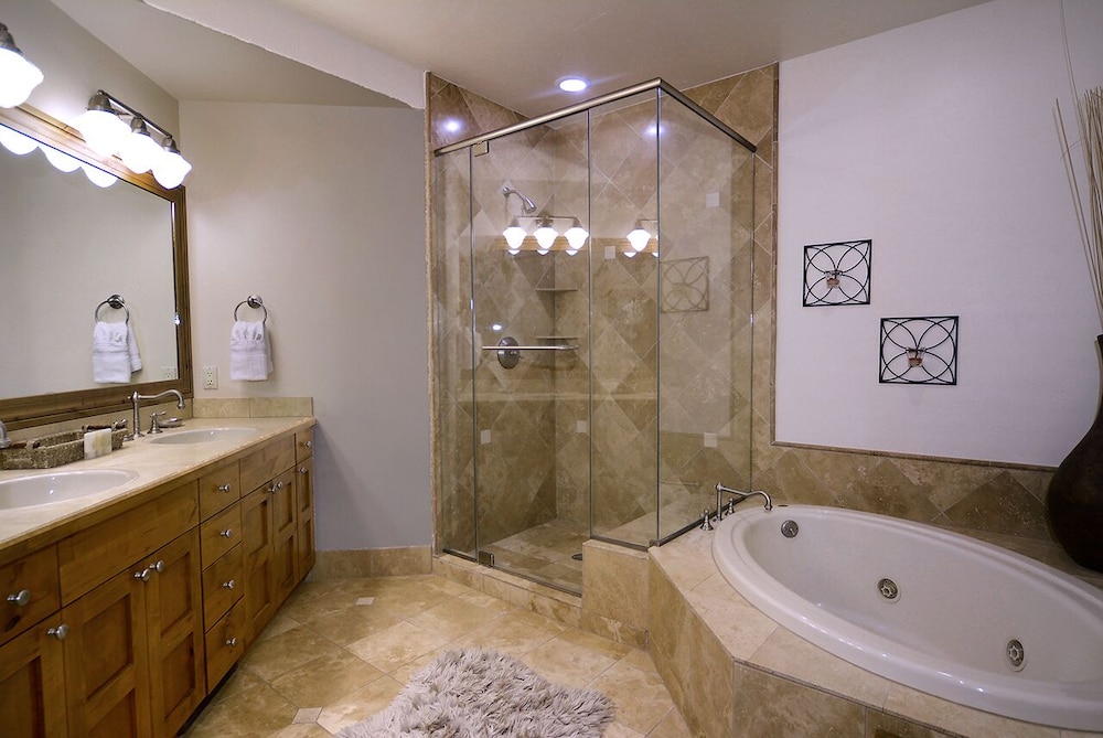 WestWall Lodge - Property Image 136