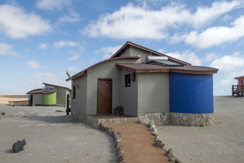 Desert Breeze Lodge