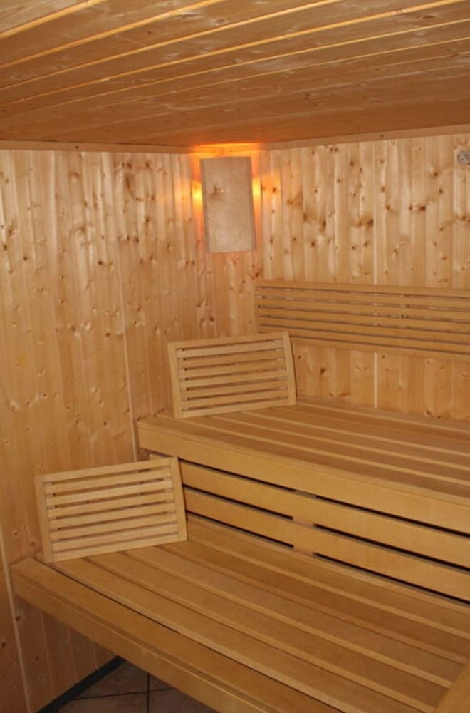 Wiesbachhutte Mountain hut