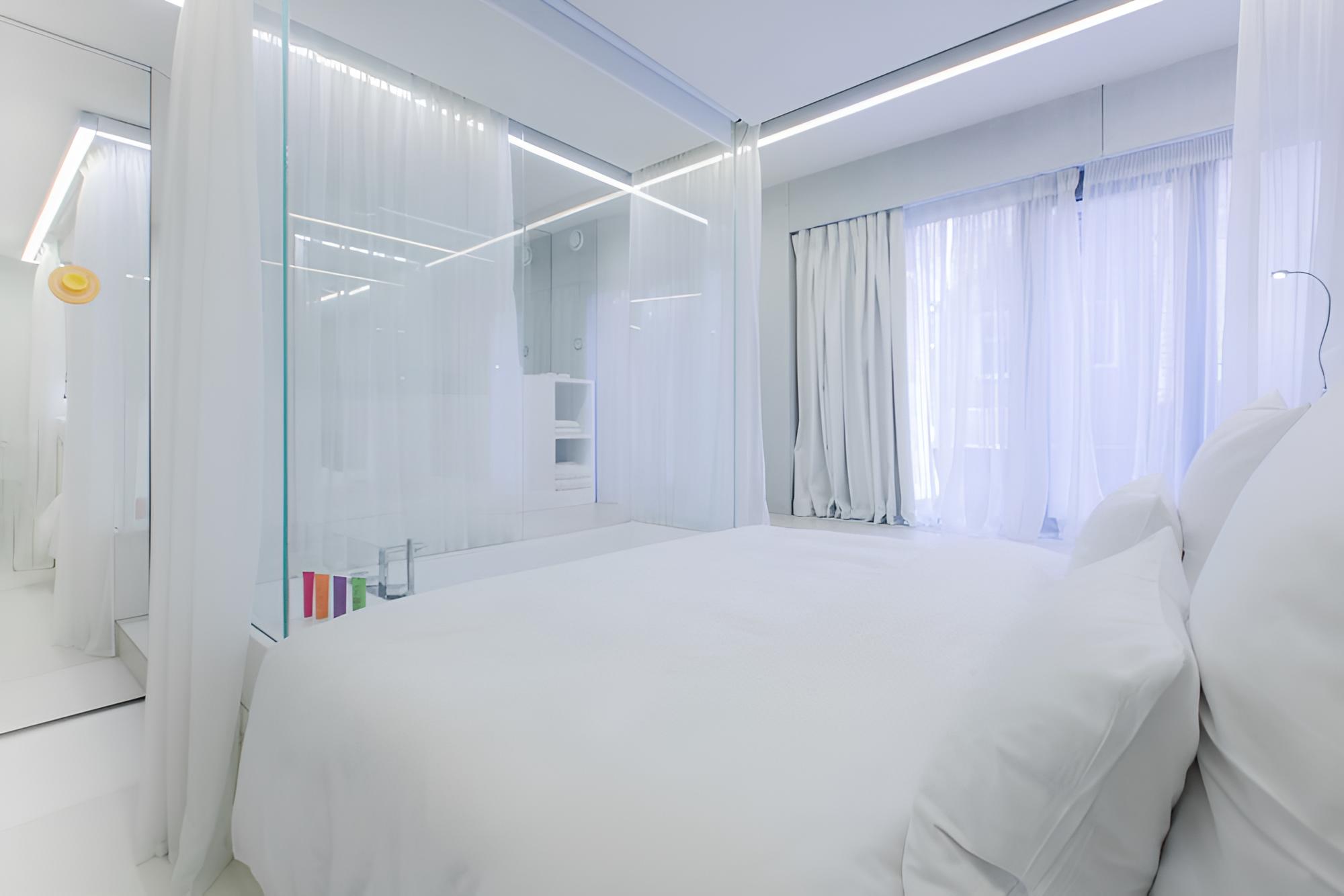 The Grove Design Hotel