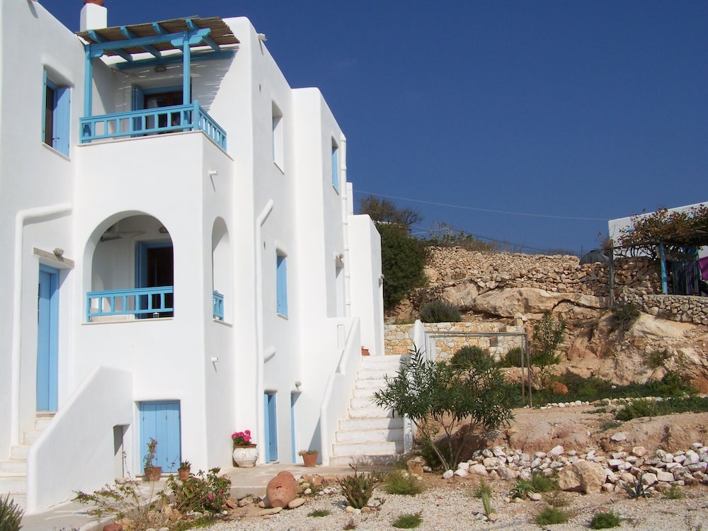 Asterias House