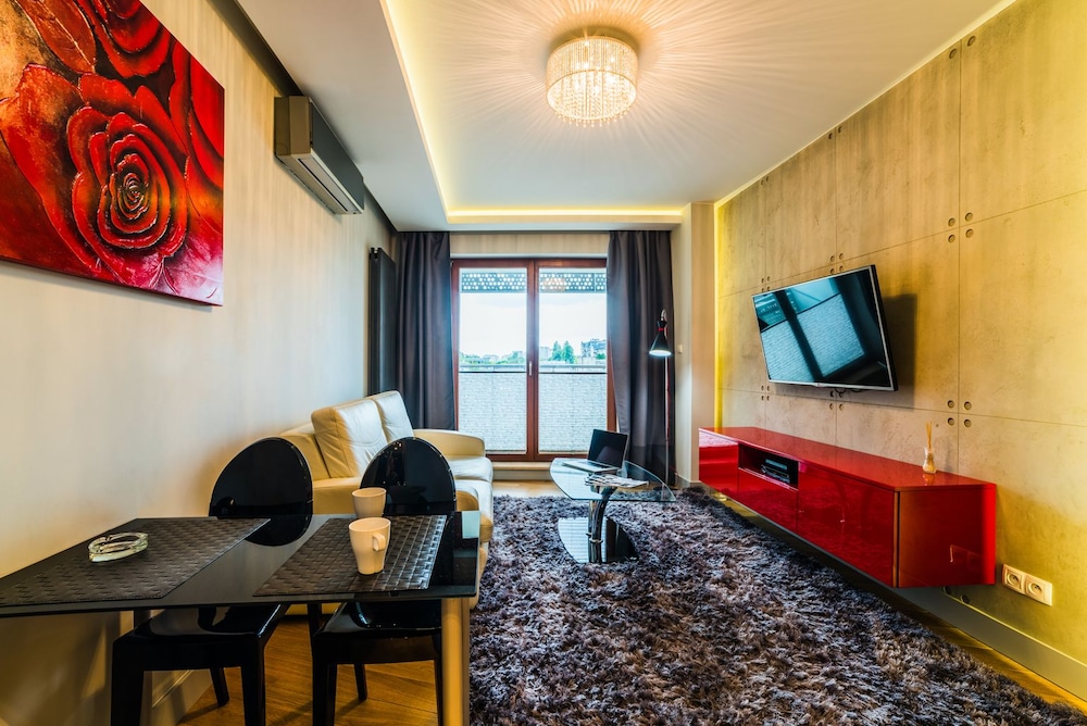 Oxygen Central Apartments