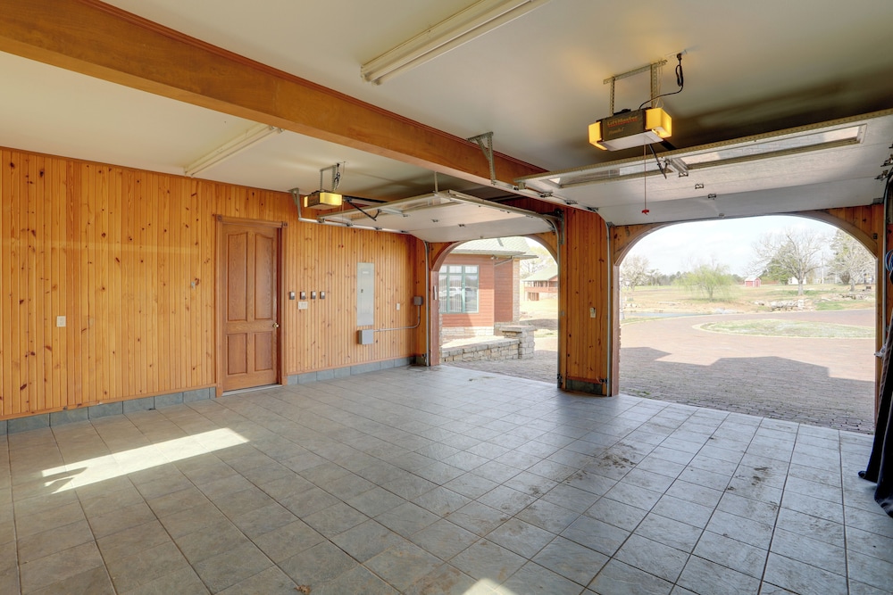 366 Shared Acres, Lake Access: Ozark Getaway!