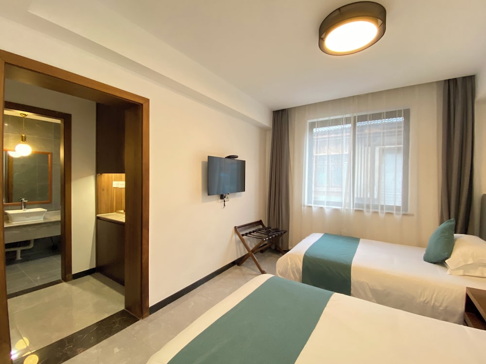 Lin an Hot Spring Story Family Homestay