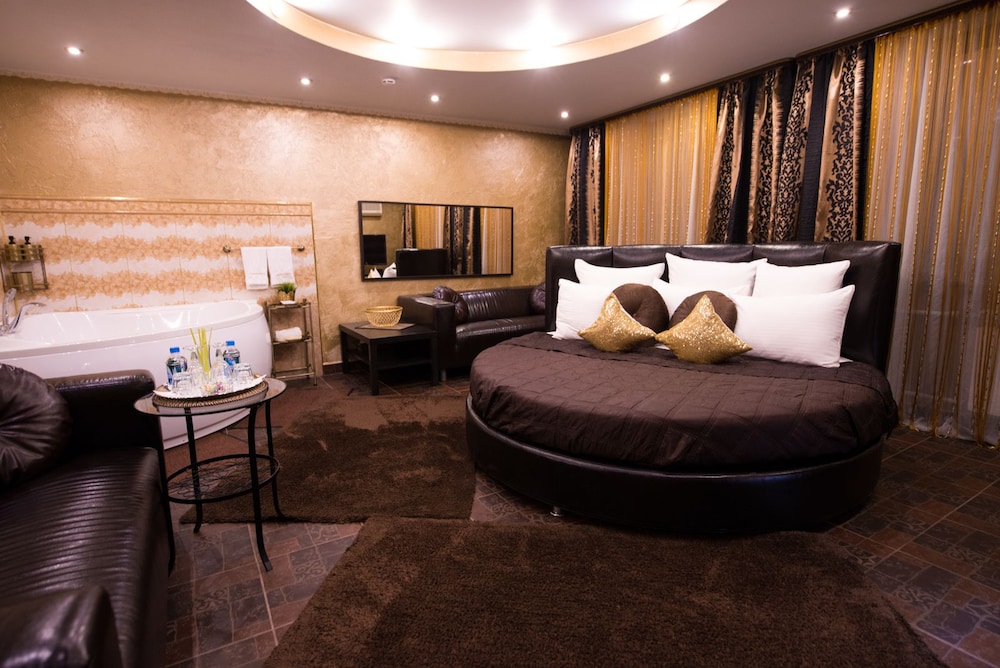 Hotel Bomond