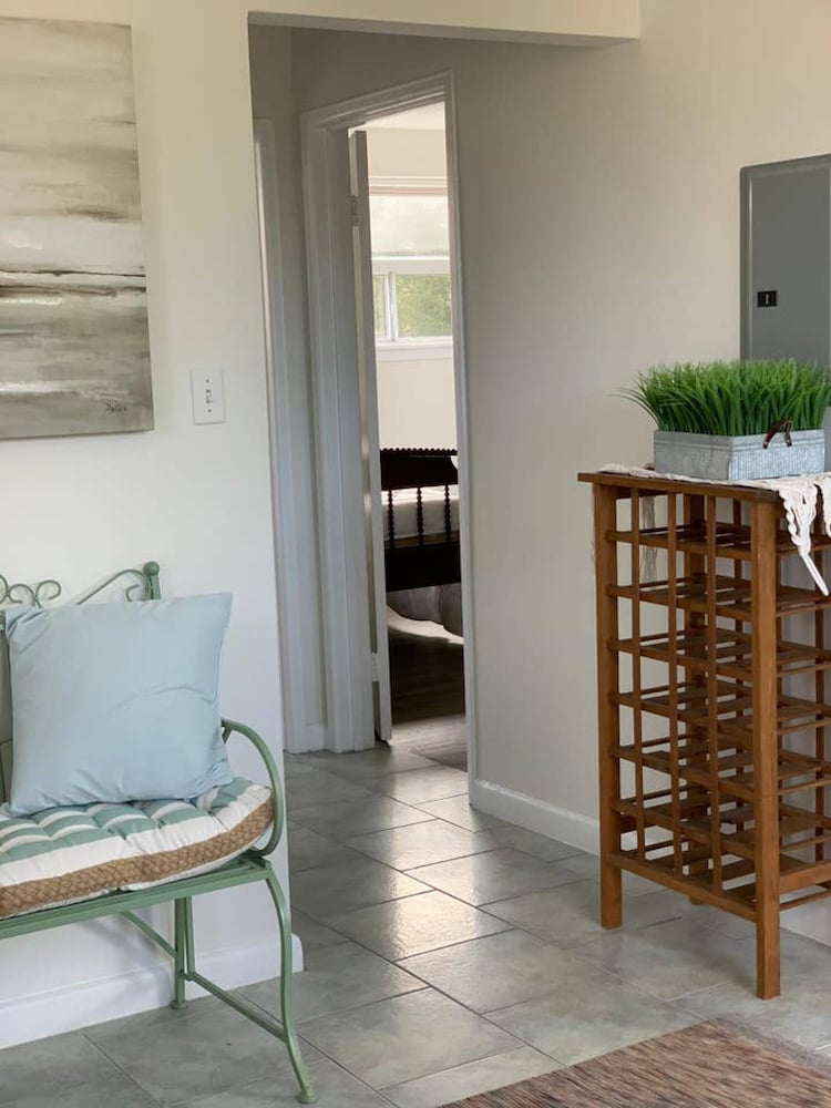 Elegant Brand New Apartment in Central Burlington