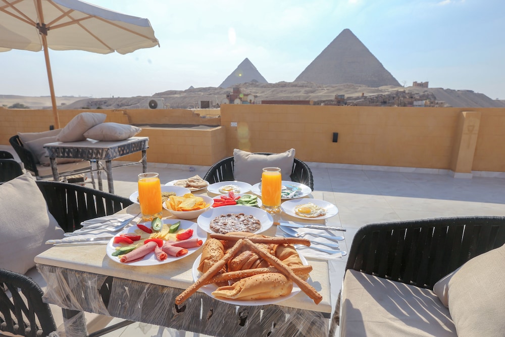 Great Pyramid View Inn