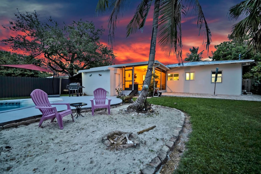 Entire House - Paradise in Dania Beach