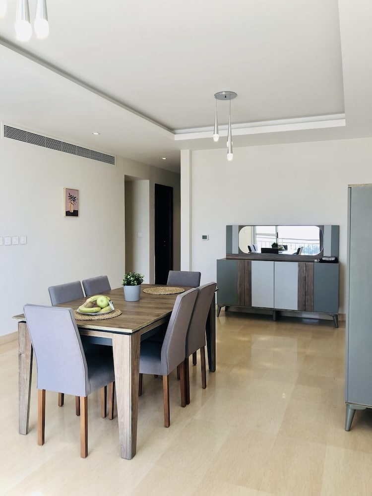 Vesta - Luxury Apt - 3BR - CFC XI view 4
