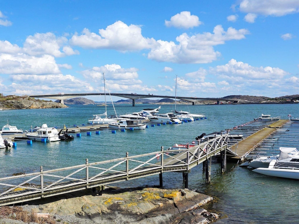 2 Person Holiday Home in Marstrand-by Traum