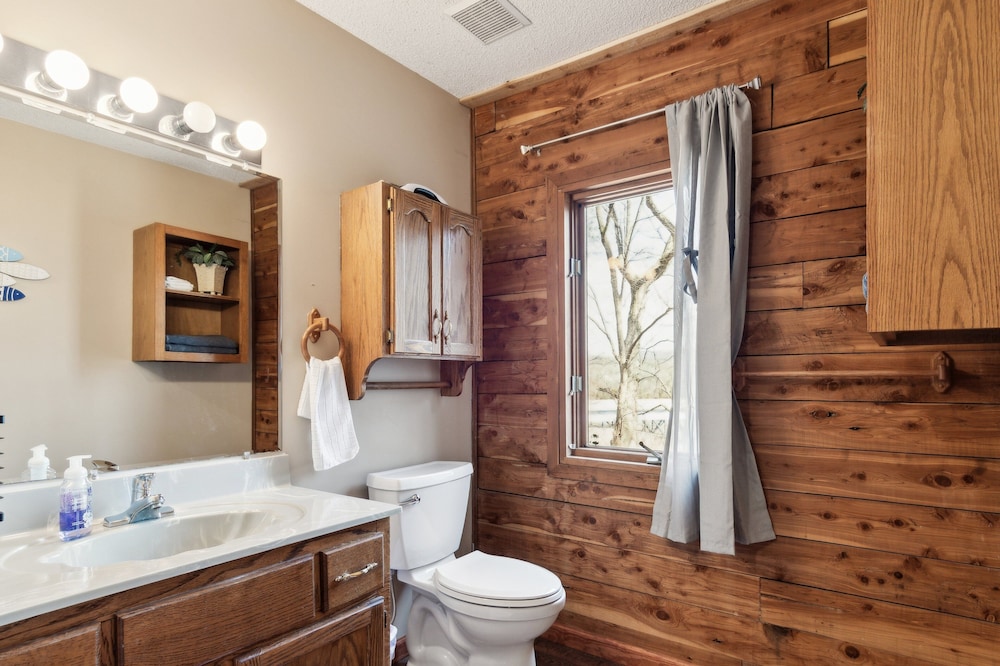 Lakelife At Somerset 4 Bedroom Home