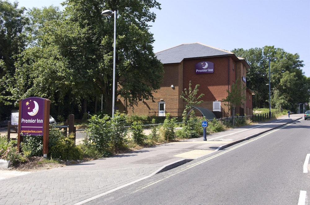 Premier Inn Portsmouth - Horndean, photo 12