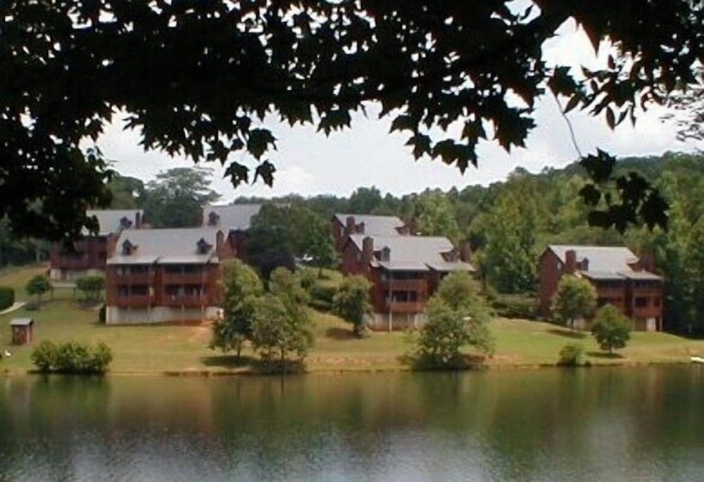 Country Hideaway at Mountain Lakes