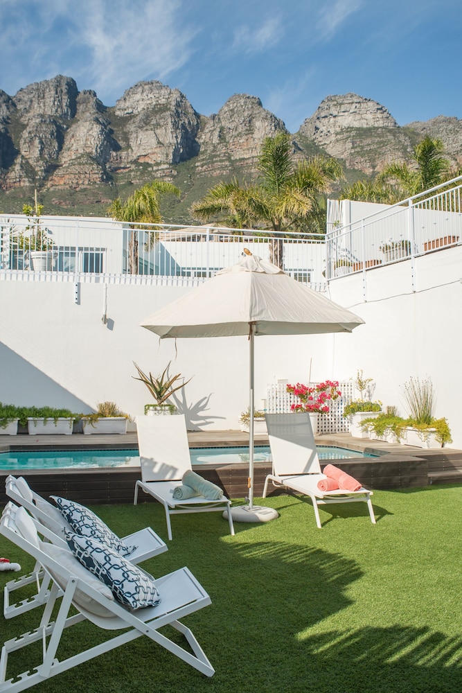 Funkey Villas