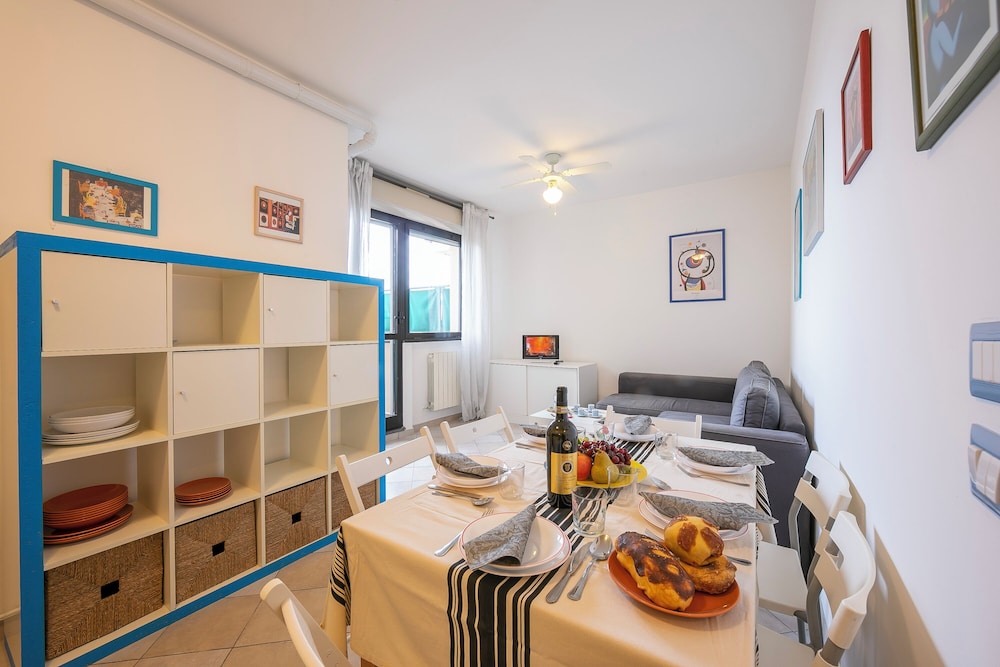 Casa Viola With Shared Pool sea View en Varazze — kitchen