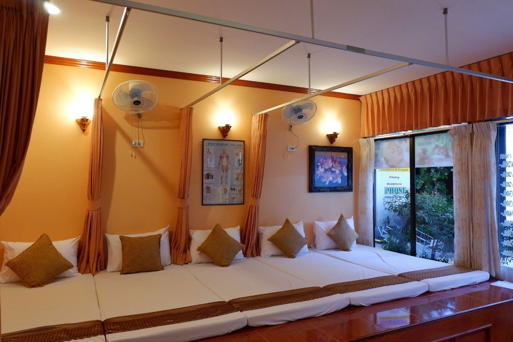 Harmony House - Hostel