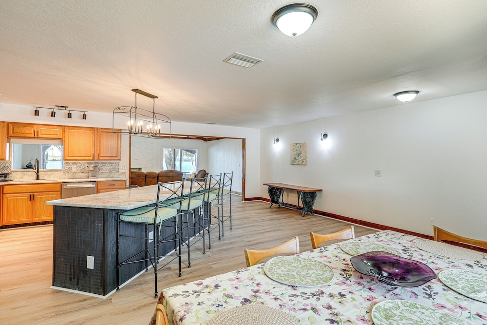 Waterfront Home on Crooked Lake w/ Game Room! - Property Image 13